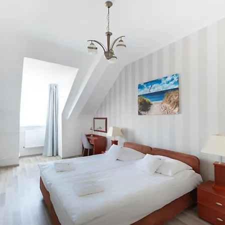 Lido Dom Przy Plazy Gdansk